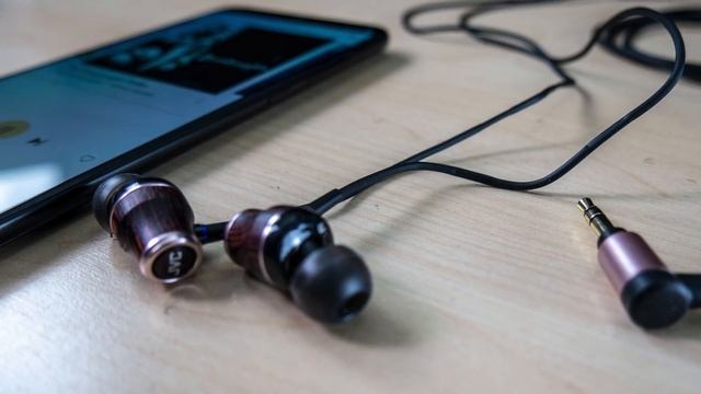 Обзор наушников JVC HA-FW03 — корпус из дерева и отменный звук смотреть онлайн