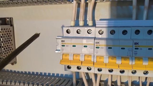 монтаж и сборка щита на 100кВт, распределительный щит в спорт комплексе ,