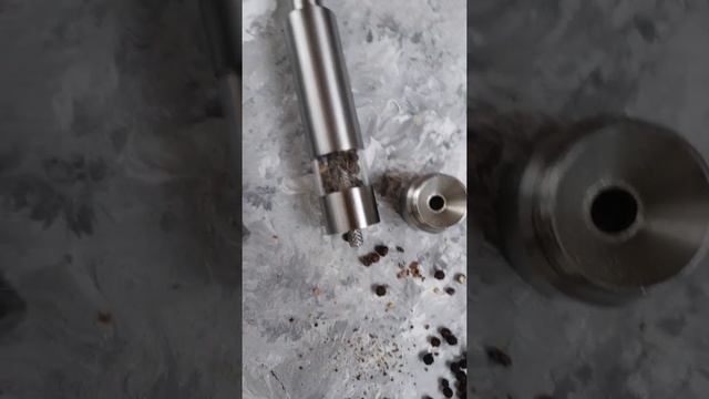 Zestaw crusherów do przypraw Brabantia смотреть онлайн