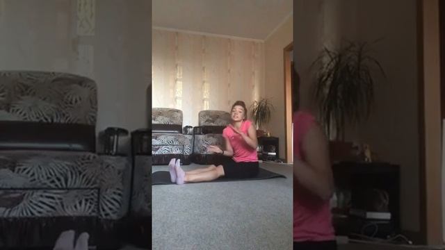 Онлайн-тренировка (11.06.20). Растяжка смотреть онлайн