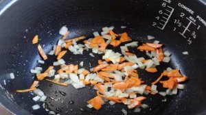 Куриные голени с капустой в мультиварке