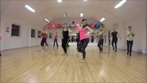 "Pretty Woman" (Bachata) - Zumba Fitness Choreography