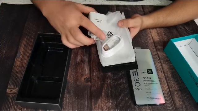 распаковка infinix note 30 PRO смотреть онлайн