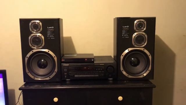 Pioneer VSX-D503S / Hitachi Lo-D HS-300M смотреть онлайн