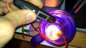 Водонагреватель от лампы накаливания! Или как нагреть воду с помощью лампы?!