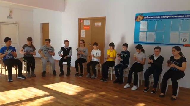 Ансамбль ложкарей "Славяне", с композицией "Ах вы сени, мои сени..." смотреть онлайн