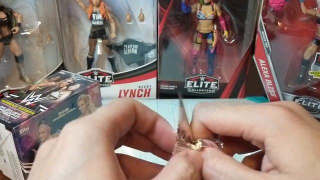 WWE Topps Women's Division 2018 Blaster Box Break #1 смотреть онлайн