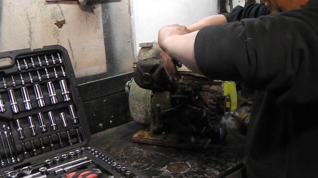 Honda Water Pump, will it run? смотреть онлайн