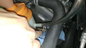2006 Suzuki Grand Vitara power steering fluid flush set up