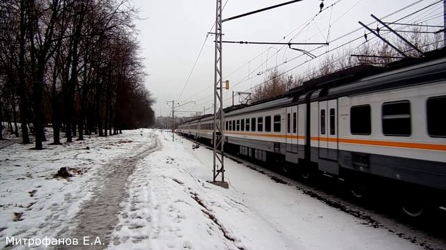 Электропоезд ЭД4М-0468 "ЦППК" (ТЧ-14 "Лобня"). смотреть онлайн