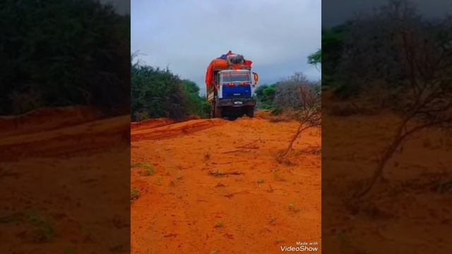 RENAULT Kerax 380 DXi-6x6 heavy truck made in France ?? Logistics Transport now working in Somalia? смотреть онлайн