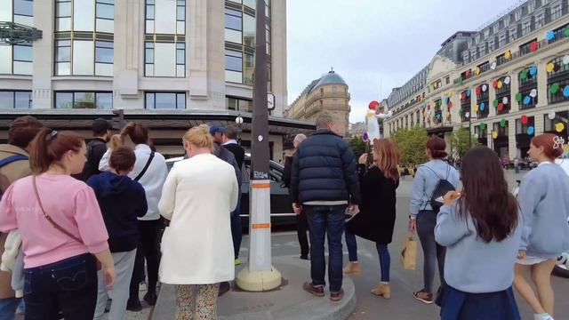 Paris, France??- Paris City Centre - 4K HDR Walking Tour | Spring 2023| Paris 4K | A Walk In Paris смотреть онлайн