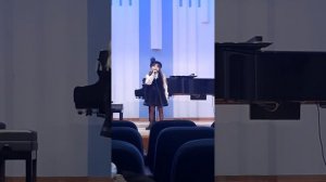 песня Нью-йорк, Нью-йорк исполняет Олеся Лещёва