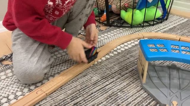 Новые друзья Томаса или как я распаковываю платформу для жд смотреть онлайн