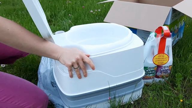 Распаковка - Портативный биотуалет Thetford Porta Potti Qube 145 смотреть онлайн