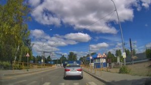 Железнодорожный переезд со шлагбаумом в Винзили/Railway crossing with barrier in Vinzili