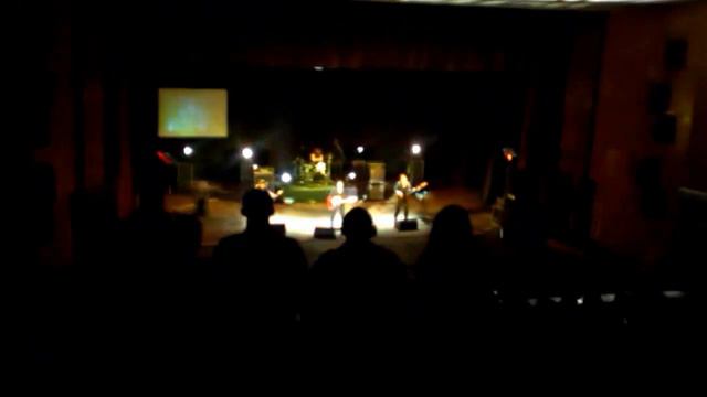 Песня "Перемен" в исполнении группы "Виктор" смотреть онлайн