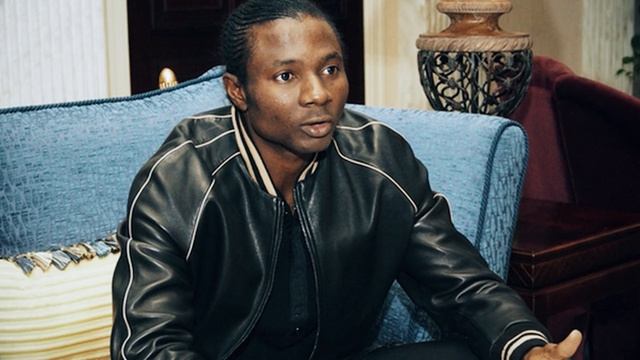 БИЗНЕС-ИМПЕРИИ ФУТБОЛИСТОВ. Кто богаче Роналду и Месси в 30 раз? Футбольный топ @user-ov9ve4hg8p смотреть онлайн