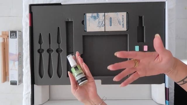 Подарочный набор для художника Малевичъ WOW! Масло! смотреть онлайн