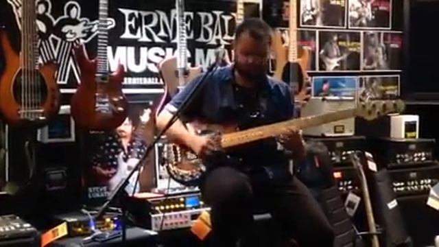 CMC Booth Melbourne Guitar Show 2015 смотреть онлайн
