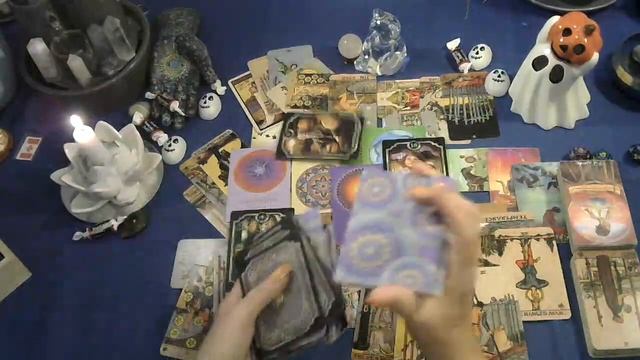 Libra tarot reading Oct 2022 - Spirit has a message смотреть онлайн