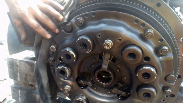 Замена лапок корзины сцепления МТЗ смотреть онлайн