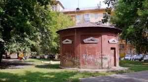 Магнитогорск, по дворам проспекта Металлургов, улица Горького (08.08.2020)