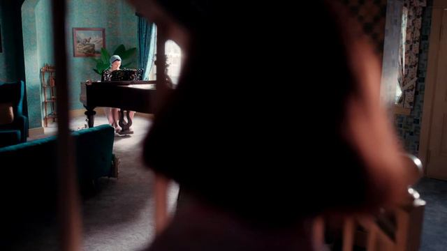 Queen's Gambit - Beth's Mother 🎼 PLAYING THE PIANO смотреть онлайн