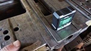 Токарный станок по металлу своими руками часть 2 (направляющие)