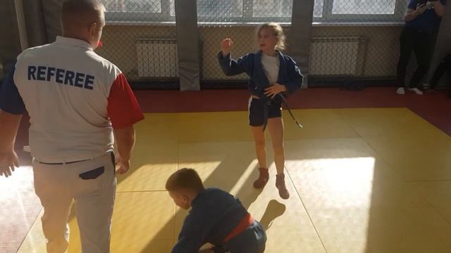 Открытый ковер Артемикс 23.09.2021 смотреть онлайн