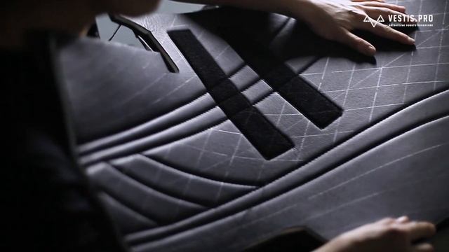 Производство автоковриков из экокожи VESTIS