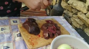 хлеб в тандыре, шашлыки из печени и курицы