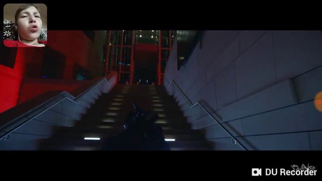 Спасение девушки смотреть онлайн