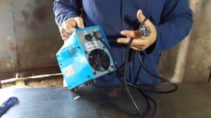Распаковка сварочного инвертора Tesla Weld MMA 265. Комплектация сварочного аппарата.
