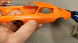 Building of AMT 1/25 Chevrolet Camaro Z/28 1970 scale model part 1/4