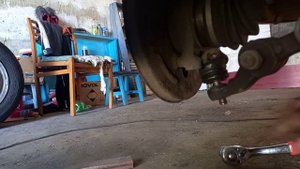 ЗАМЕНА ШАРОВЫХ ОПОР ВАЗ 2114.УЖАСНЫЙ СКРИП.