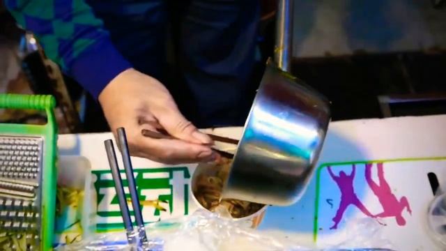 Китайская Уличная Еда - Морепродукты, Ночной Рынок Питания Наньнин Китай