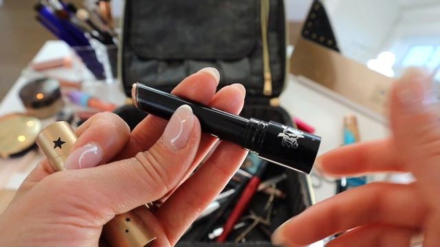 Organize My Makeup Collection With Me! смотреть онлайн