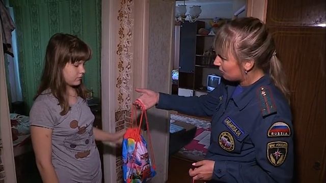 Пожарные присоединились к акции "Помоги пойти учиться" смотреть онлайн