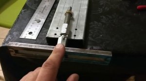 Точилка для ножей с поворотным механизмом.