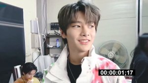 ТЕСТ КАК ХОРОШО ТЫ ЗНАЕШЬ УЧАСТНИКОВ STRAY KIDS! УЧИМ STRAY KIDS