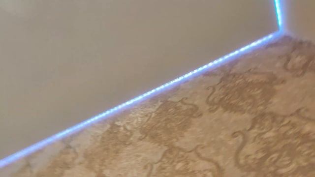 Парящий натяжной потолок с RGB подсветкой по периметру смотреть онлайн