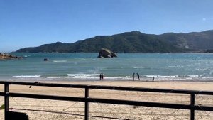 Малоизвестный пляж в Санья - пляж Хоухай (Houhai, Sanya) - серфинг в Санья