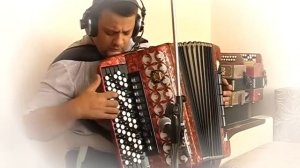 Бессаме мучо