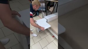 Диван Нью Йорк с потайным местом и выдвижным столом! В локтях дивана спрятан столик и потайной ящик