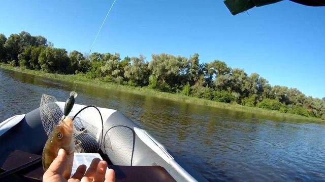 Спиннинг на перекатах Дона. смотреть онлайн