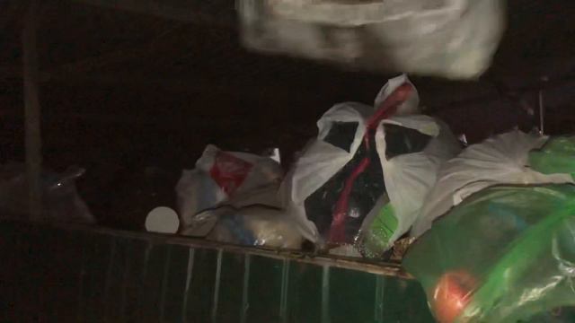 КАК ВЫБРОСИТЬ МУСОР смотреть онлайн