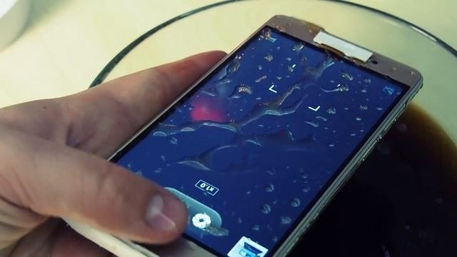 Лайфхак! Делаем смартфон ВОДОНЕПРОНИЦАЕМЫМ за 0$! - Своими руками
