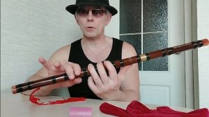Китайская бамбуковая флейта "Ди-цзы".