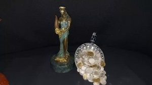 Деньги с неба... Сильный заговор на быстрые деньги ....Для Всех.